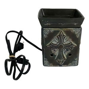 Scentsy Charity full size Electric Wax Warmer Rray Celtic Cross